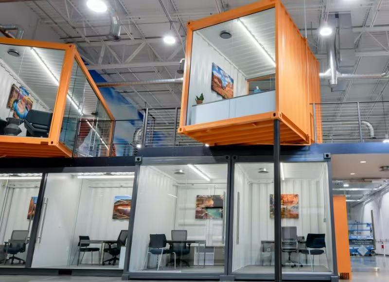 Container-Büropark: Die perfekte Kombination aus Kreativität und Zweckmäßigkeit